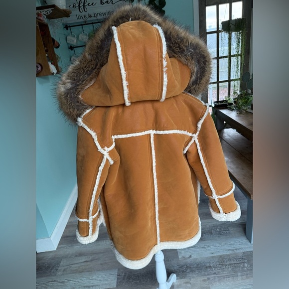 DAKOMA-KIDS OUTERWEAR MINK FUR-LINED COAT W/FUR HOOD-TIMBER Size 7 - Picture 11 of 15